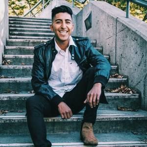 Meet your Posher, Ramiro